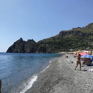 Casa Silvy , SantʼAlessio Siculo Italia
